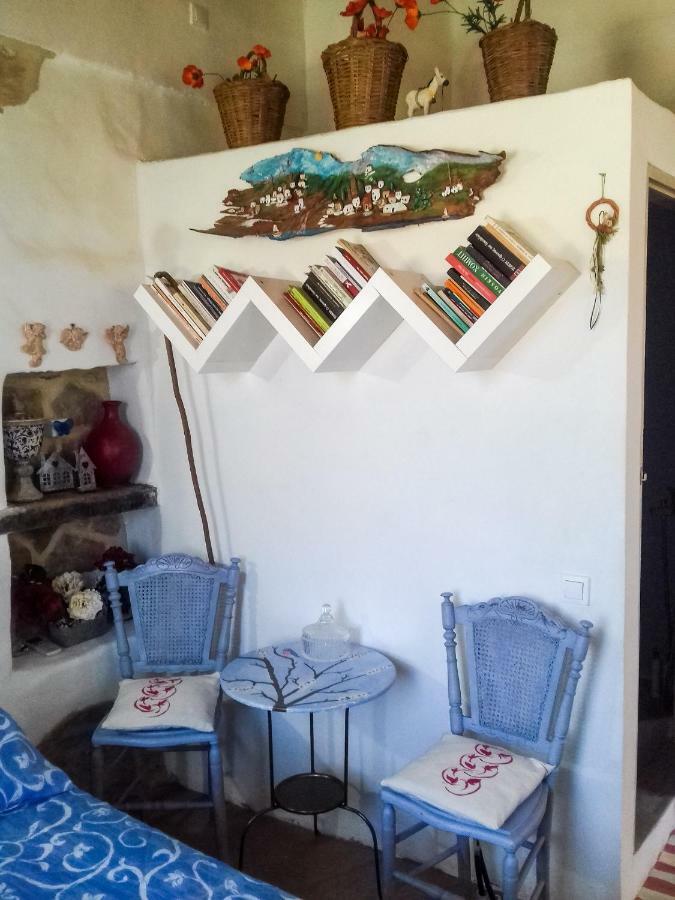 Private Studio In Historic House Lastros Buitenkant foto
